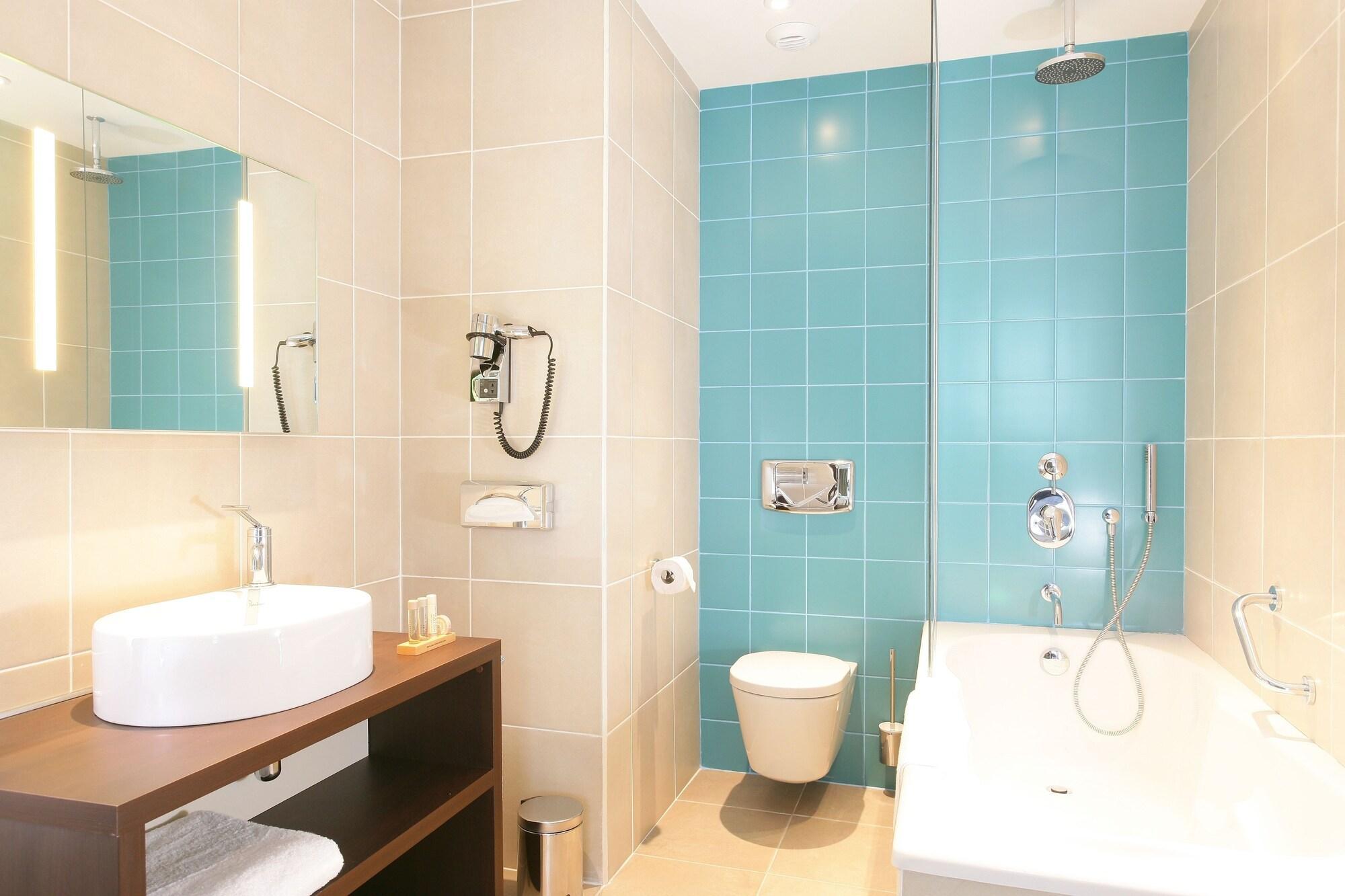 Du Pasino Hotel 4*